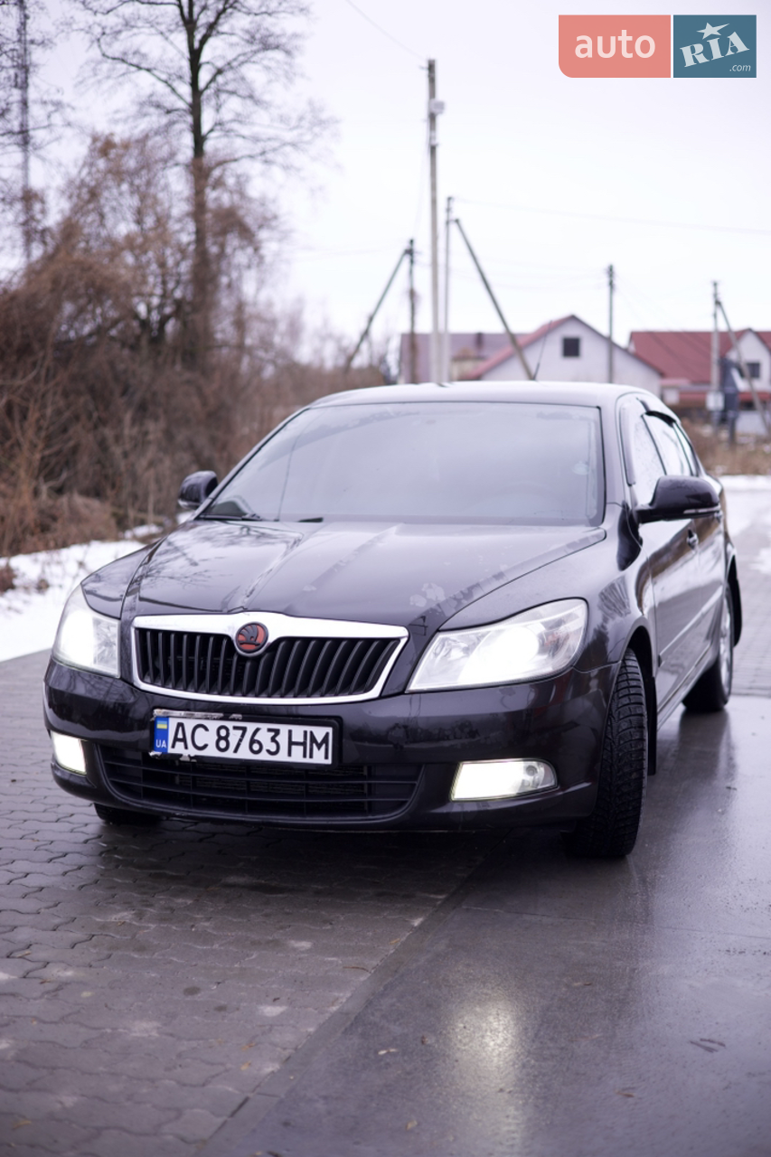 2010 Skoda Octavia - мініатюра 18