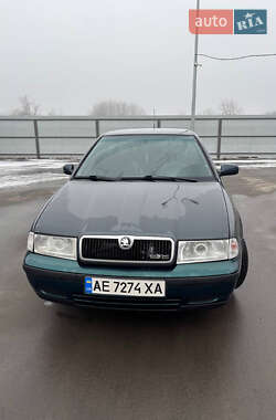 Лифтбек Skoda Octavia 2000 в Киеве