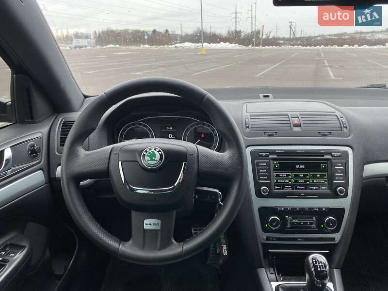 Универсал Skoda Octavia 2011 в Ровно
