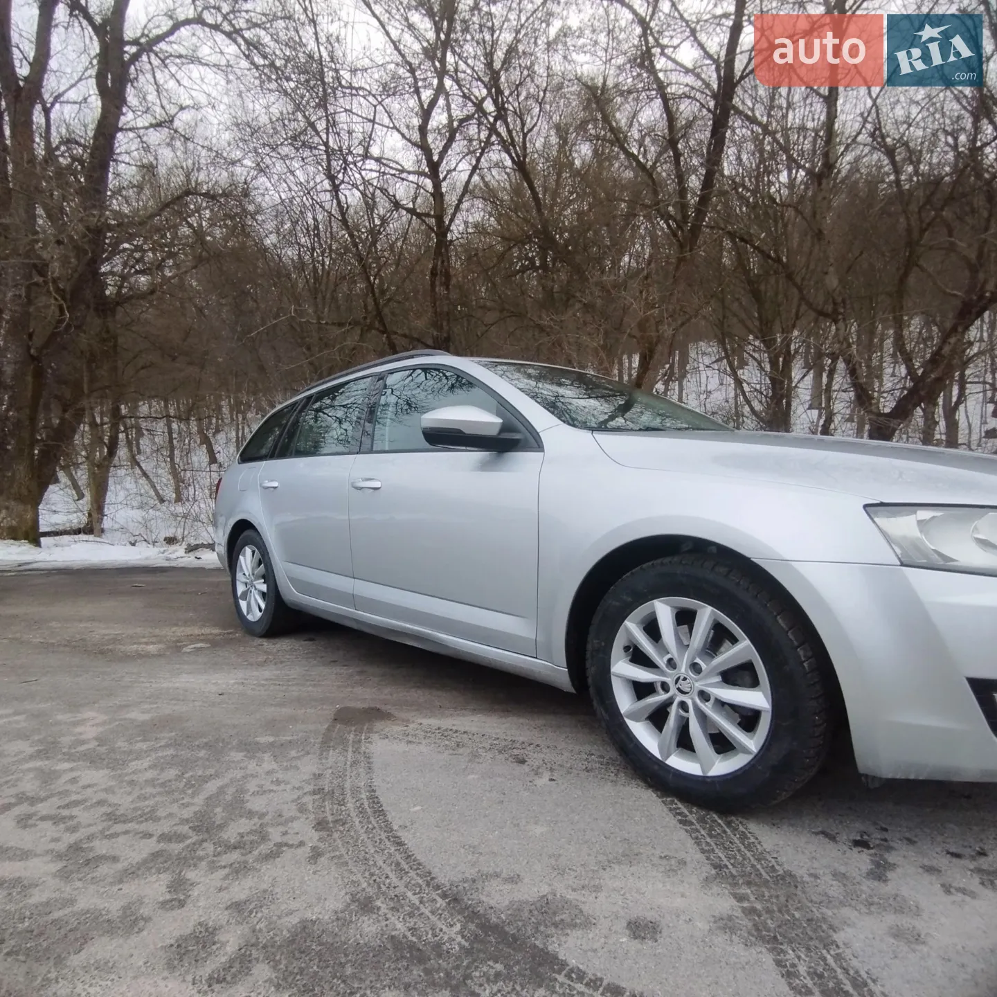 Skoda Octavia 2016 VIN TMBJG7NE9G0199508 фото оголошення 3 з 19