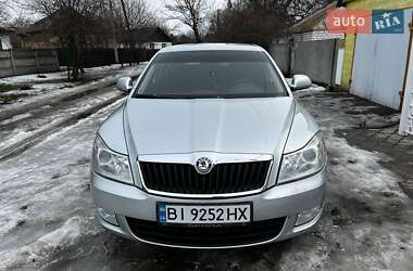 Ліфтбек Skoda Octavia 2009 в Смілі