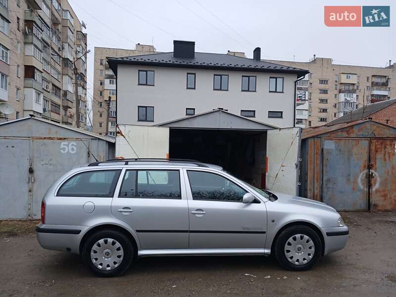 Универсал Skoda Octavia 2009 в Черновцах фото 6 Универсал Skoda Octavia 2009 в Черновцах