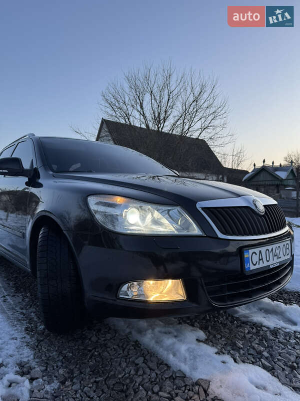 Универсал Skoda Octavia 2010 в Семеновке