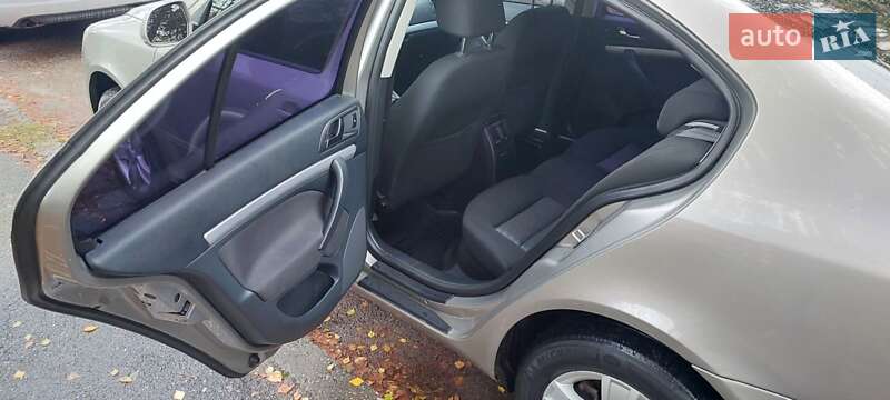 Лифтбек Skoda Octavia 2013 в Киеве