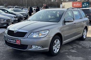Универсал Skoda Octavia 2009 в Виннице