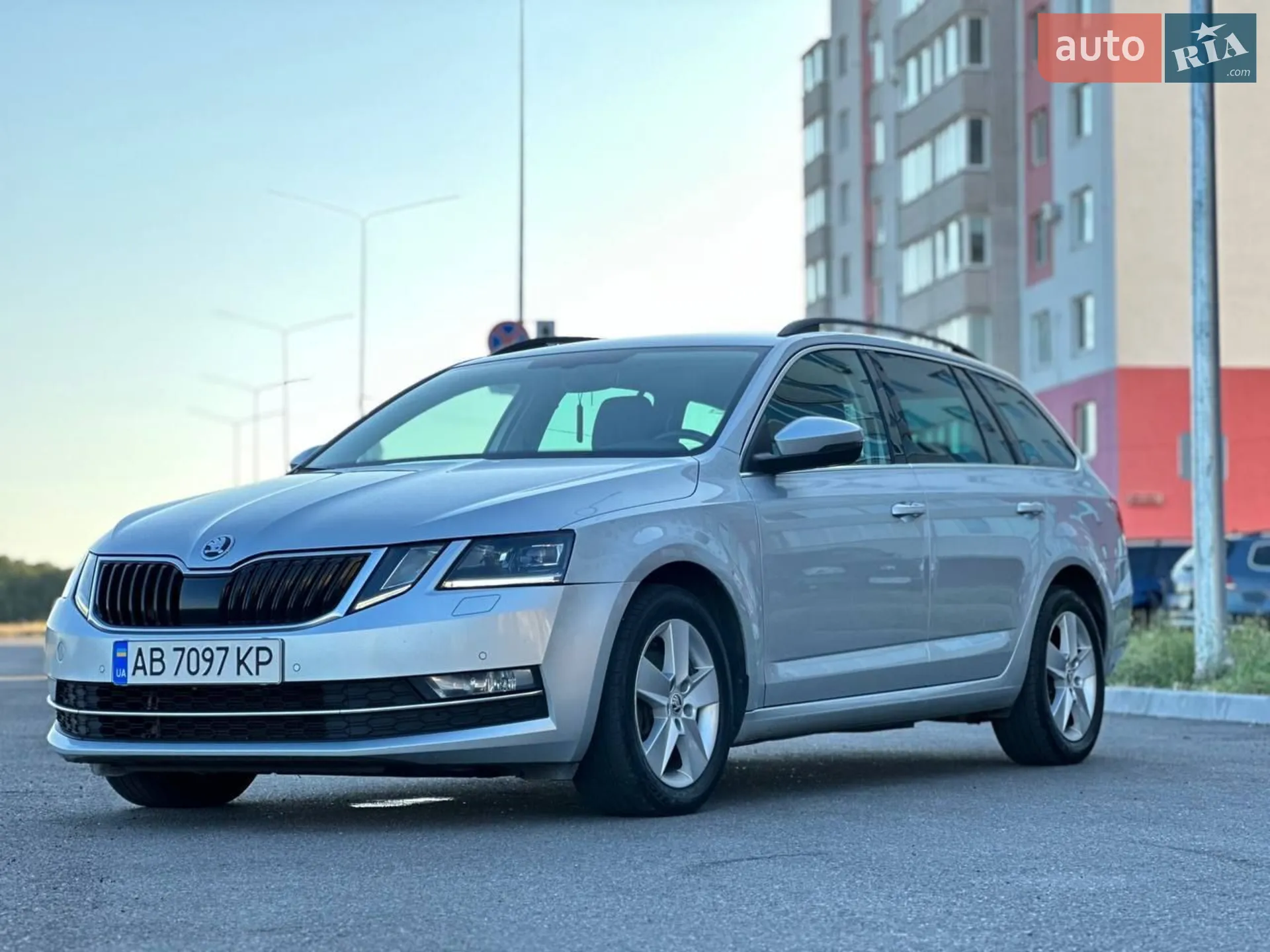 2017 Skoda Octavia - мініатюра 3