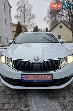 Универсал Skoda Octavia 2020 в Кременце