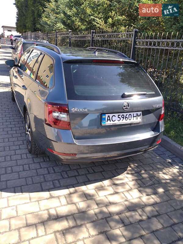 Универсал Skoda Octavia 2019 в Луцке фото 6 Универсал Skoda Octavia 2019 в Луцке