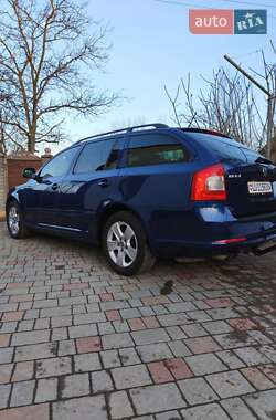 Універсал Skoda Octavia 2012 в Дрогобичі