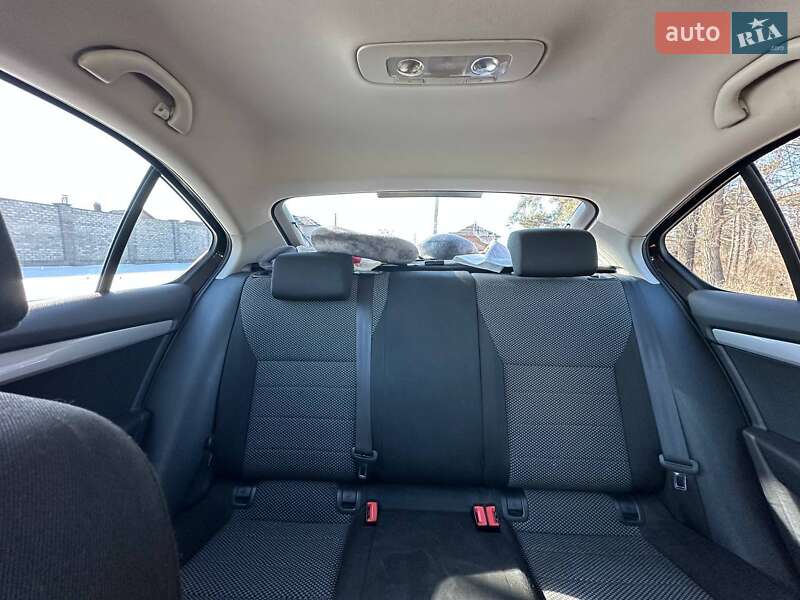 Лифтбек Skoda Octavia 2013 в Киеве фото 13 Лифтбек Skoda Octavia 2013 в Киеве