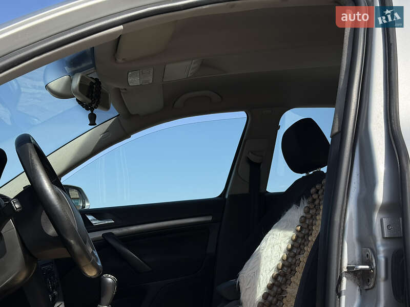 Лифтбек Skoda Octavia 2004 в Харькове