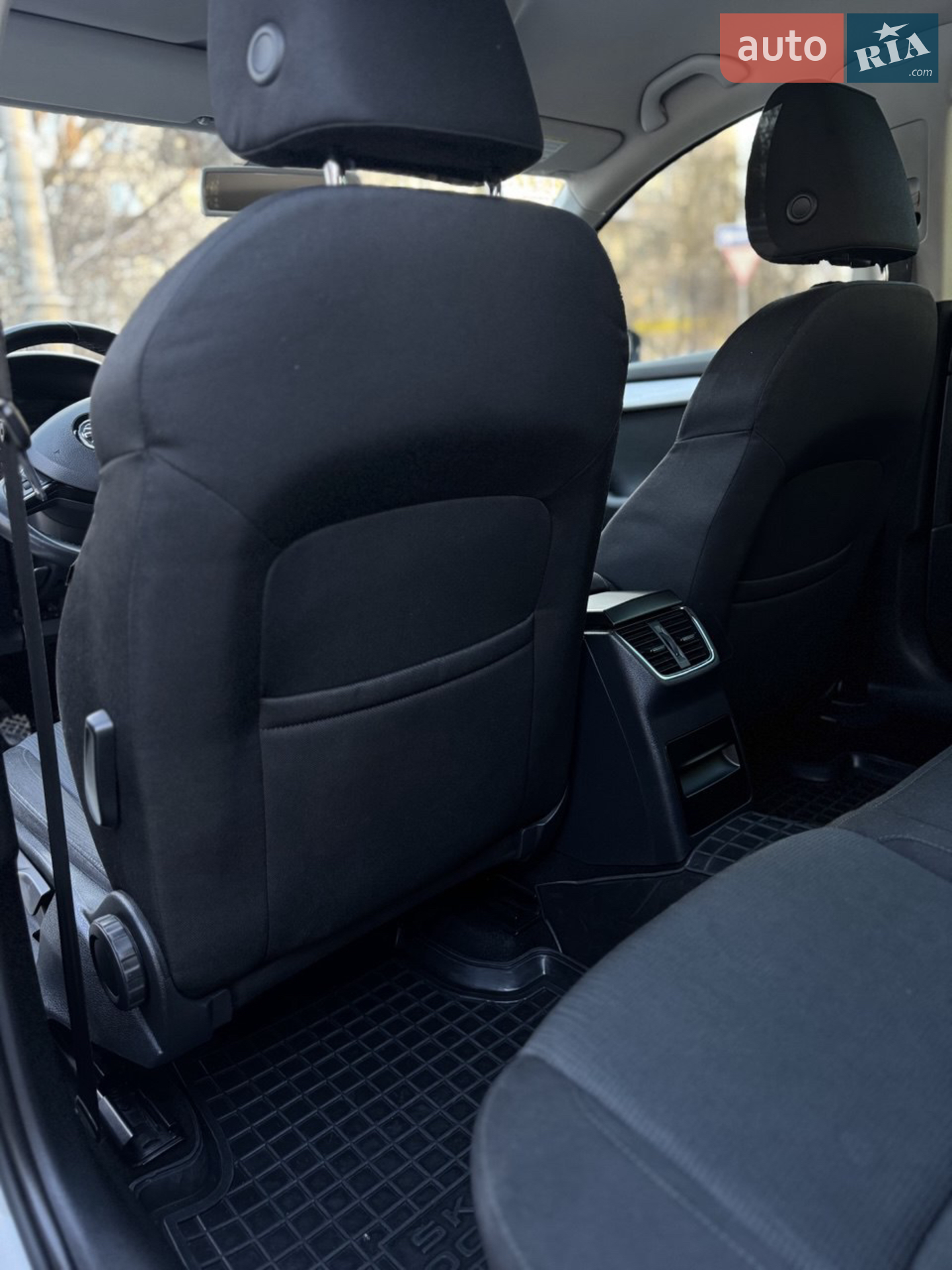 2014 Skoda Octavia - мініатюра 92