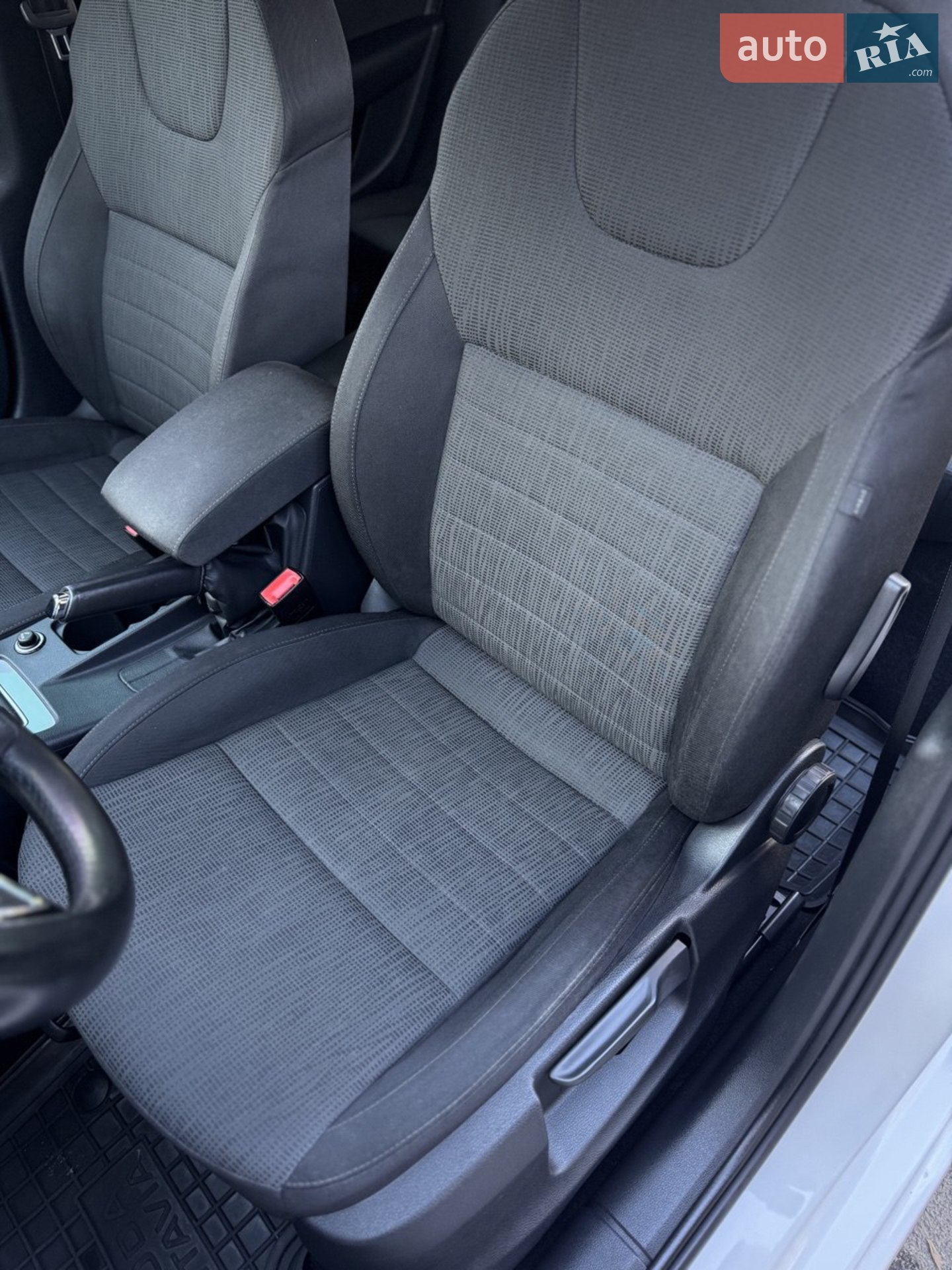 2014 Skoda Octavia - мініатюра 93