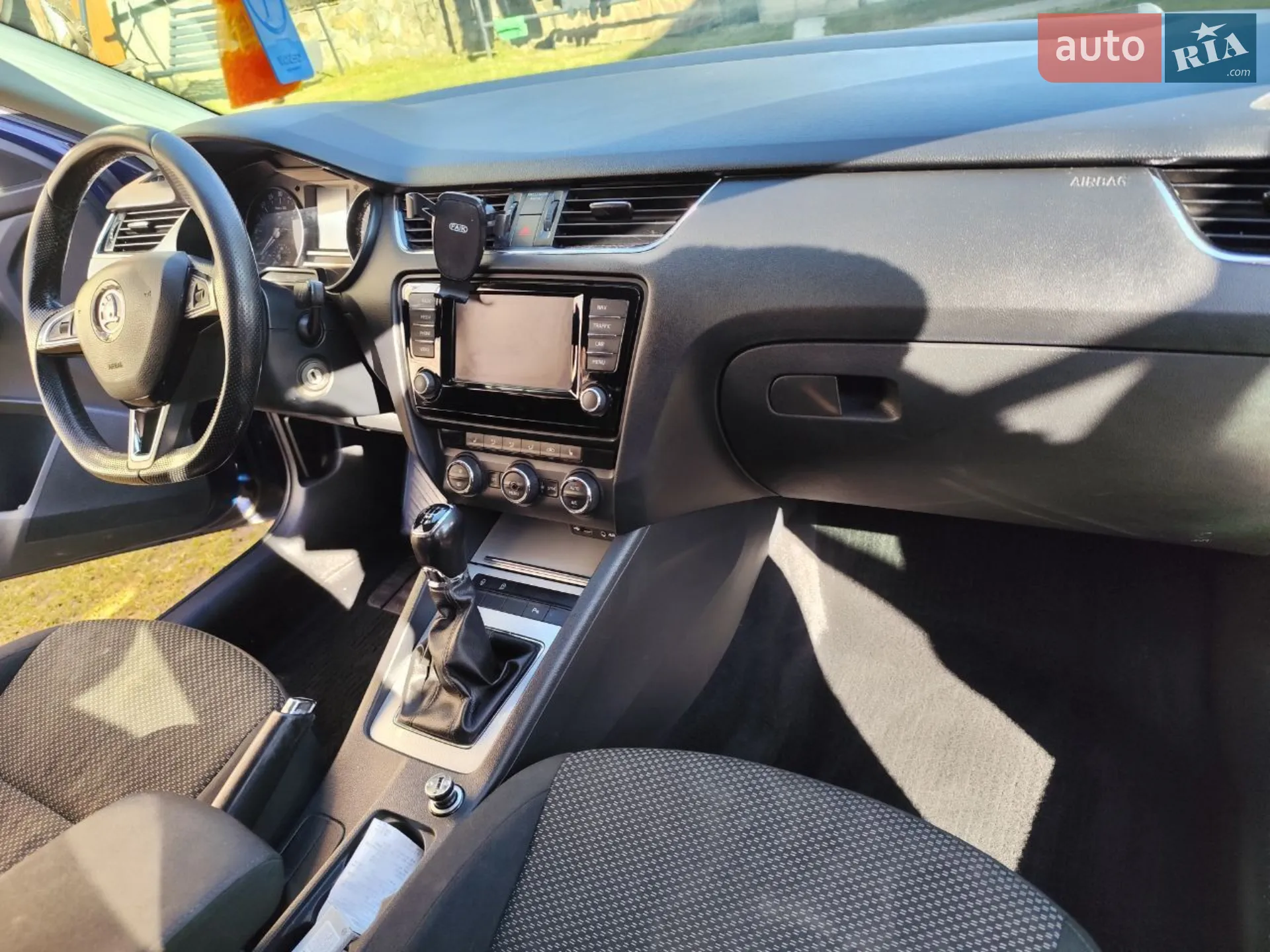 2016 Skoda Octavia - мініатюра 12