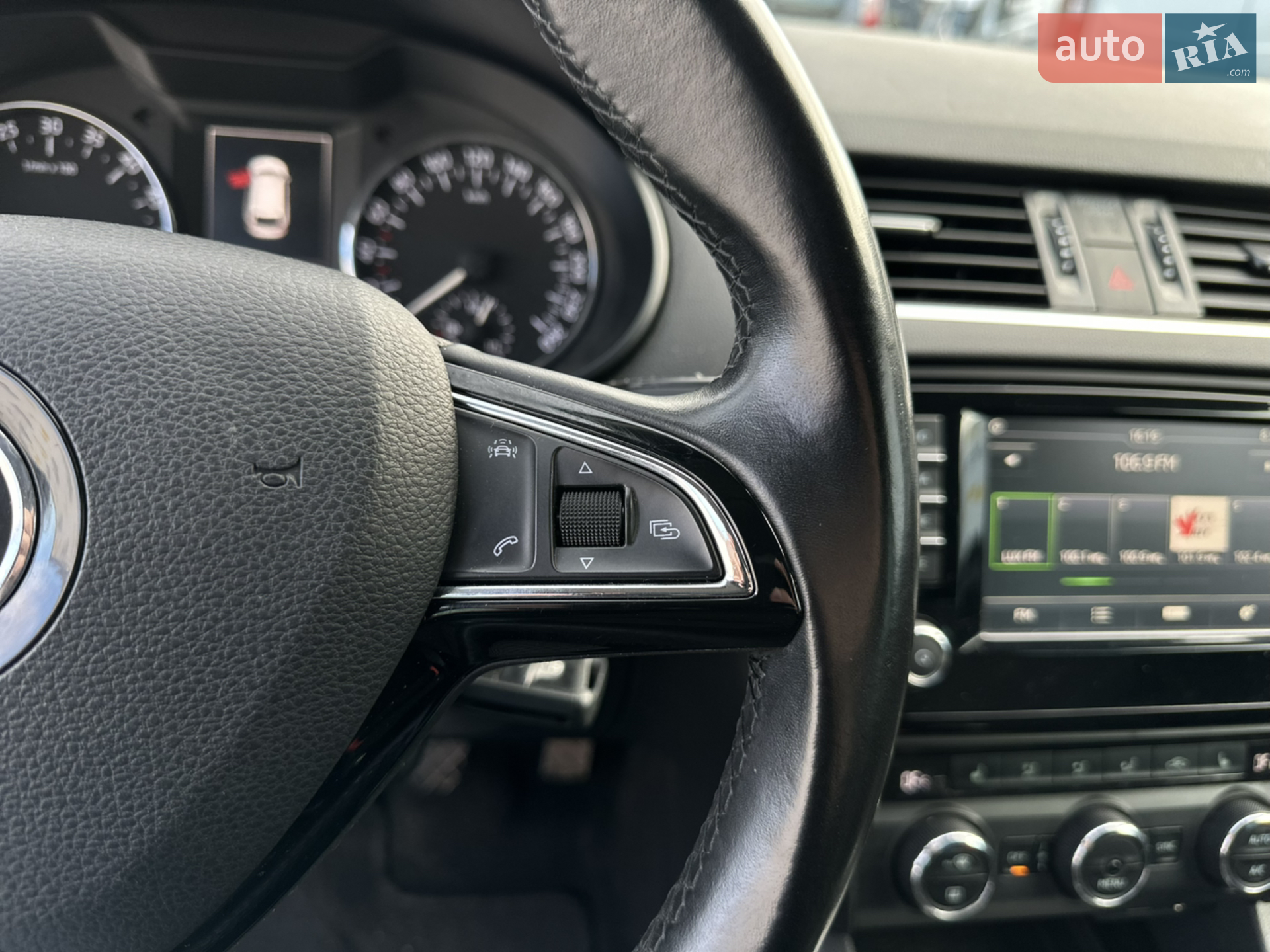 2016 Skoda Octavia - мініатюра 53