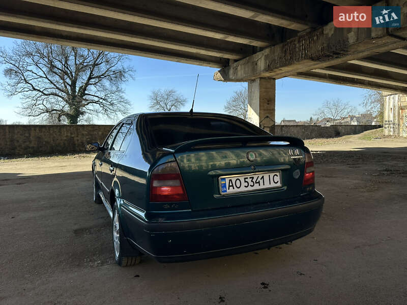 Лифтбек Skoda Octavia 1998 в Мукачево