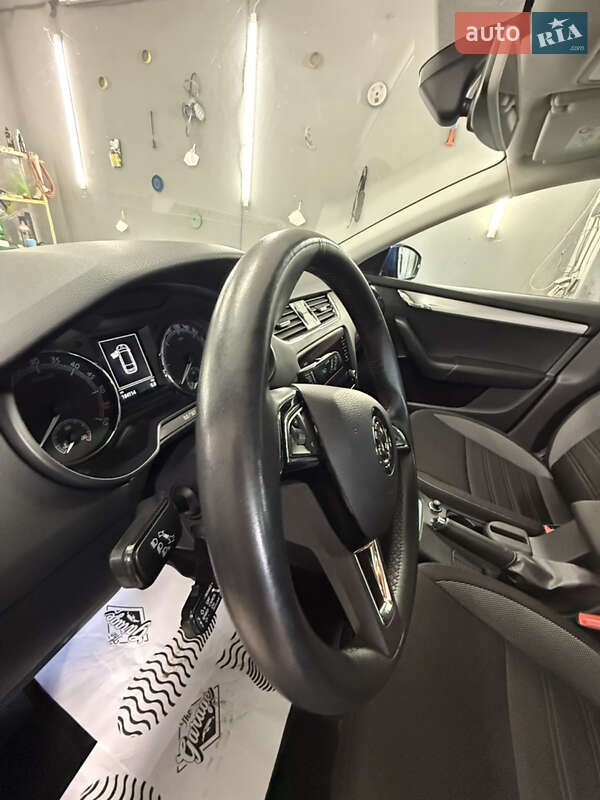 Универсал Skoda Octavia 2019 в Луцке