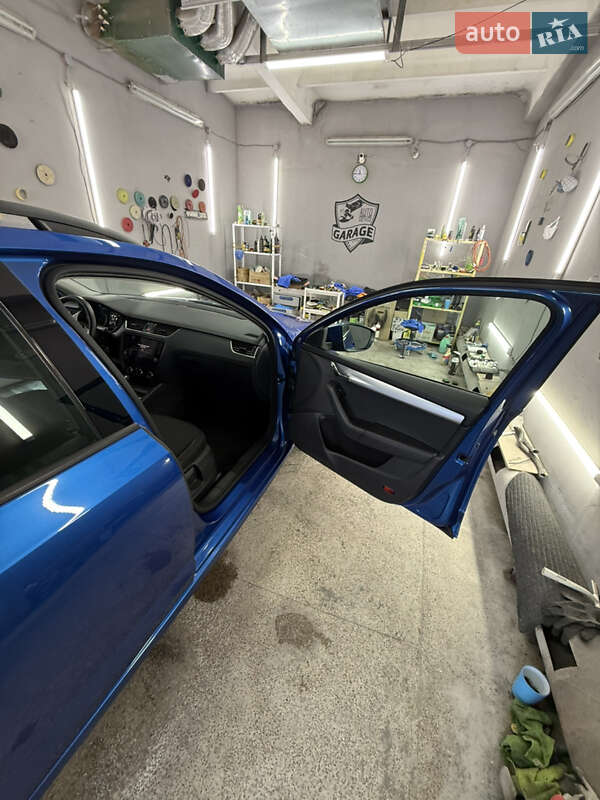 Универсал Skoda Octavia 2019 в Луцке