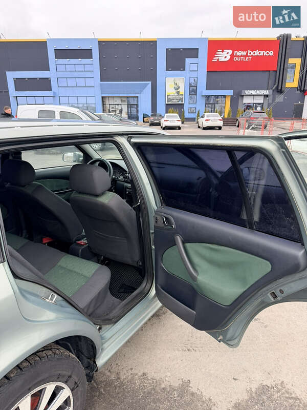 Универсал Skoda Octavia 2002 в Софиевской Борщаговке