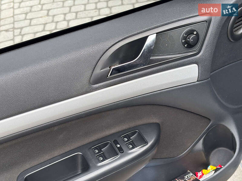 Универсал Skoda Octavia 2012 в Львове фото 8 Универсал Skoda Octavia 2012 в Львове