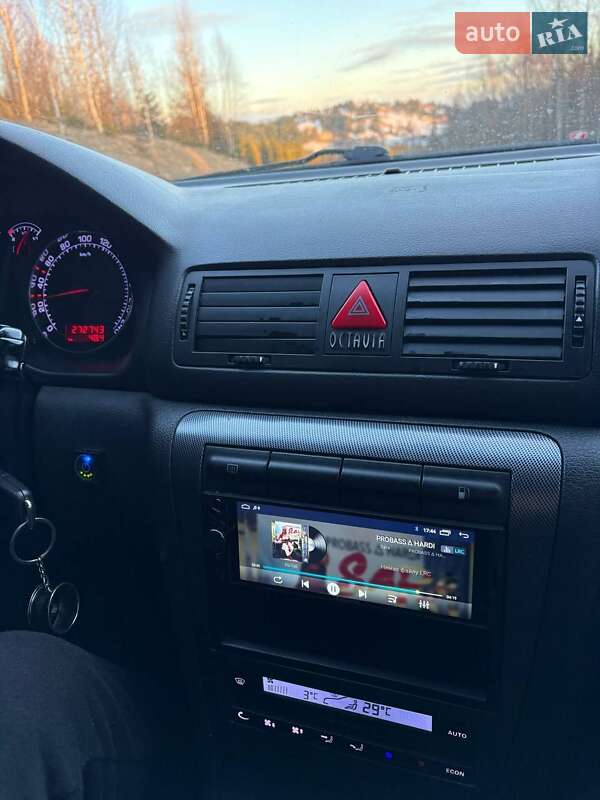 Лифтбек Skoda Octavia 2008 в Буковеле