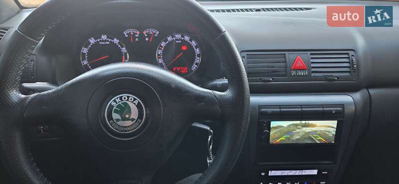 Лифтбек Skoda Octavia 2008 в Буковеле