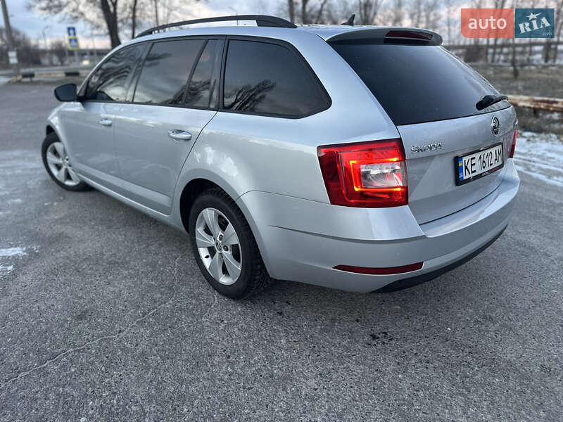 Универсал Skoda Octavia 2018 в Днепре