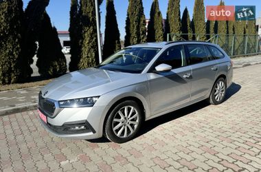 Универсал Skoda Octavia 2021 в Львове