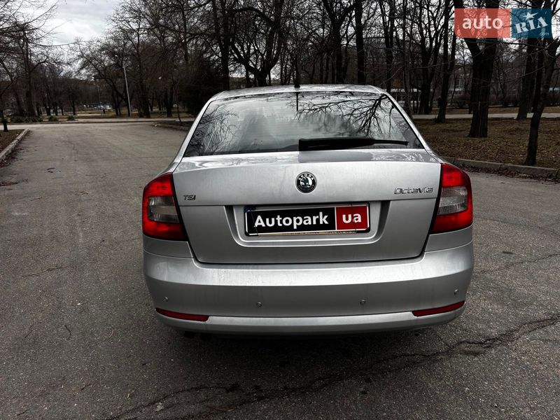 Лифтбек Skoda Octavia 2012 в Запорожье