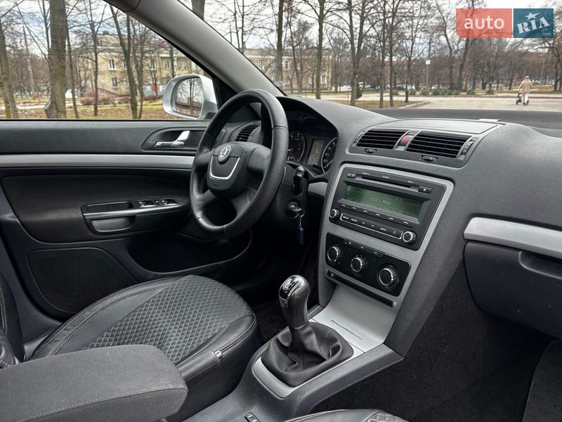 Лифтбек Skoda Octavia 2012 в Запорожье