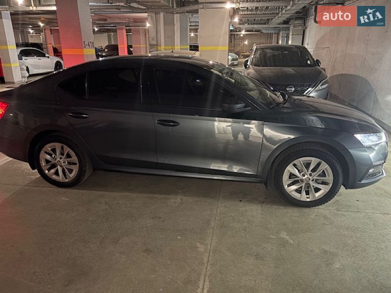 Лифтбек Skoda Octavia 2020 в Днепре