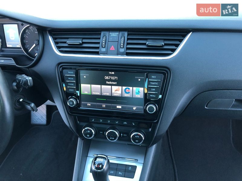 Универсал Skoda Octavia 2015 в Коростене