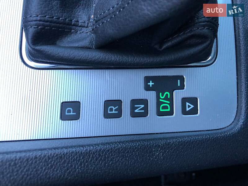 Универсал Skoda Octavia 2015 в Коростене