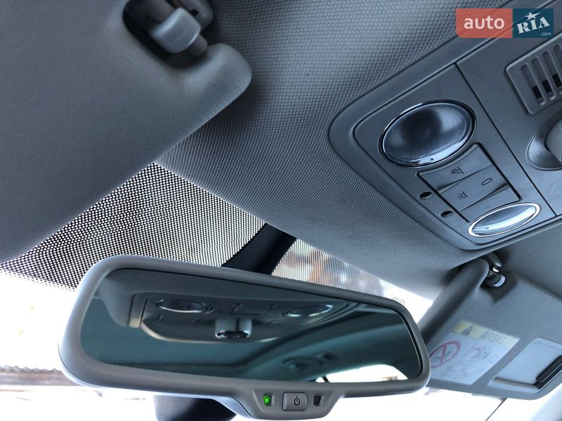 Универсал Skoda Octavia 2015 в Коростене