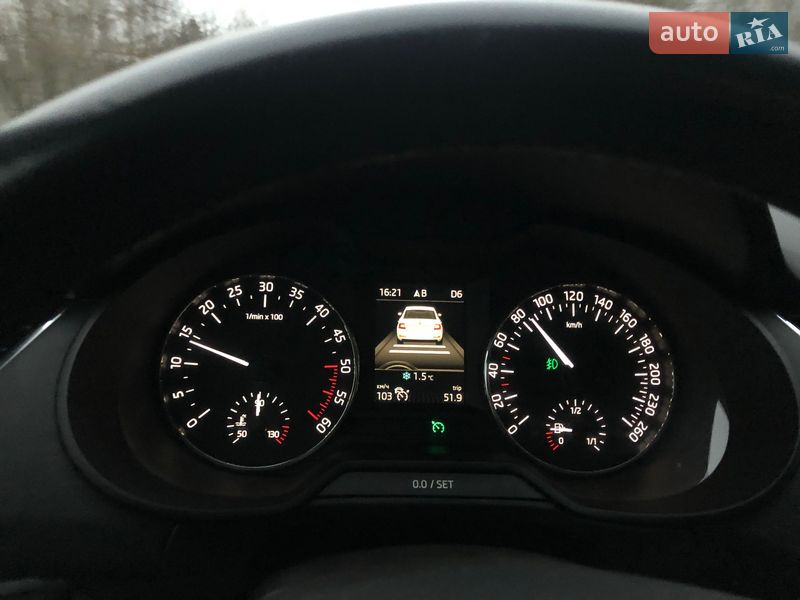 Универсал Skoda Octavia 2015 в Коростене