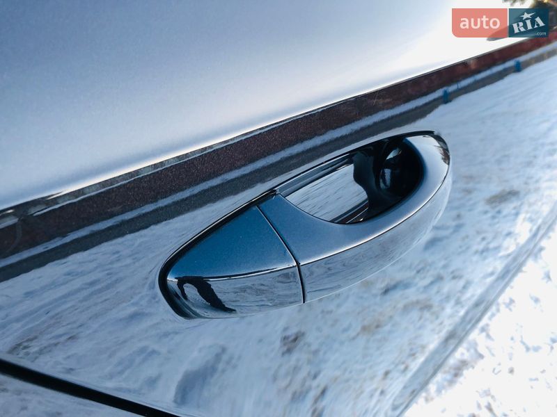 Универсал Skoda Octavia 2015 в Коростене