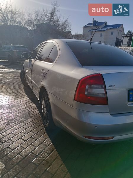 Лифтбек Skoda Octavia 2010 в Сумах