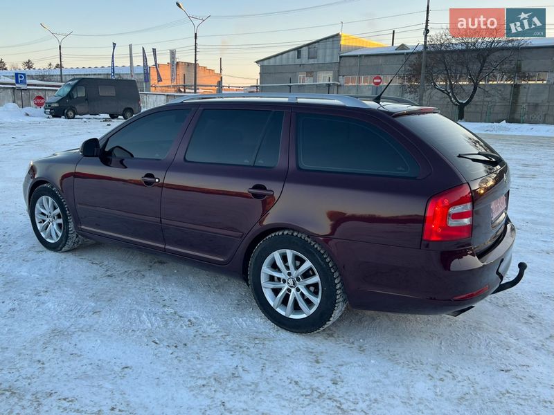 Универсал Skoda Octavia 2009 в Нововолынске