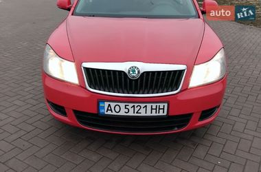 Лифтбек Skoda Octavia 2012 в Тячеве