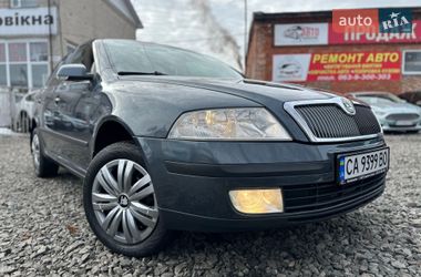 Лифтбек Skoda Octavia 2008 в Смеле