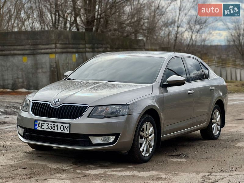 Лифтбек Skoda Octavia 2013 в Днепре