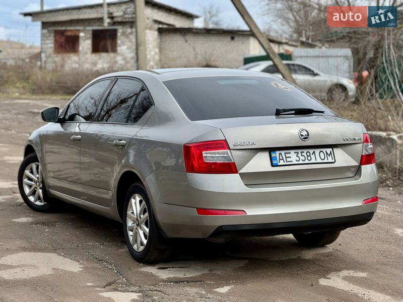 Лифтбек Skoda Octavia 2013 в Днепре
