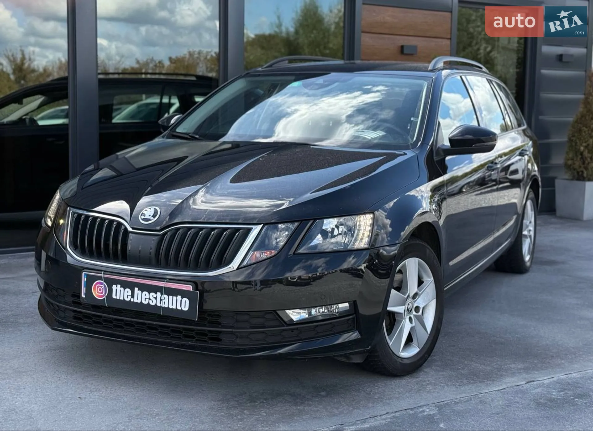 2019 Skoda Octavia - мініатюра 2