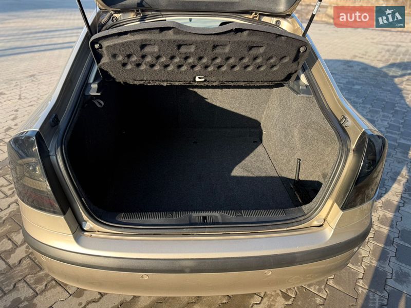 Лифтбек Skoda Octavia 2005 в Тернополе