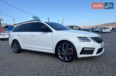 Універсал Skoda Octavia 2017 в Чернівцях
