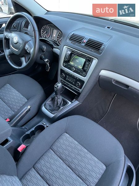 Универсал Skoda Octavia 2013 в Ровно