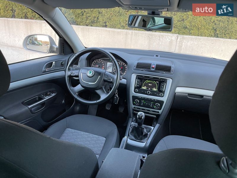 Универсал Skoda Octavia 2013 в Ровно