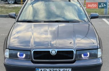 Лифтбек Skoda Octavia 2002 в Киеве