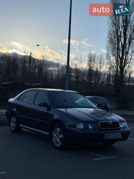 Ліфтбек Skoda Octavia 2002 в Києві