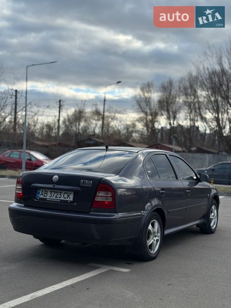 Ліфтбек Skoda Octavia 2002 в Києві